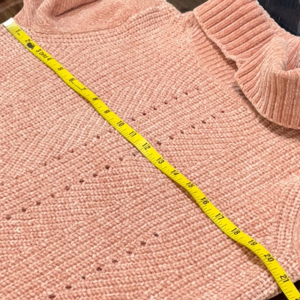 Liz Claiborne Chenille Sweater, EUC - Picture 5 of 7